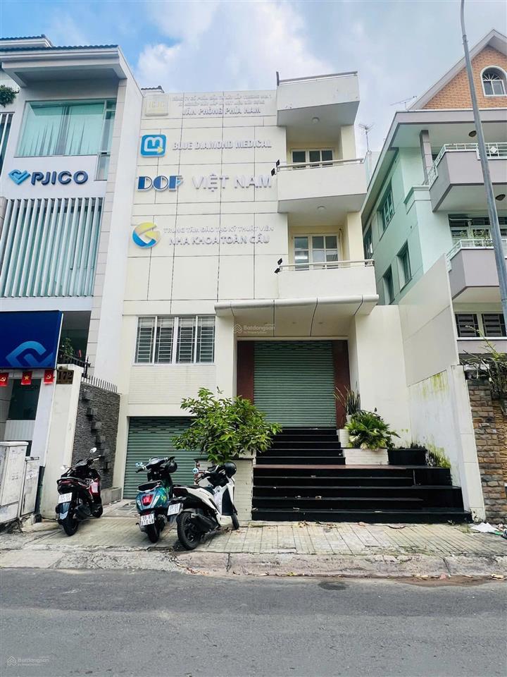 Tòa nhà mặt tiền hoa lan phú nhuận dt 10 x 20m giá 50 triệu