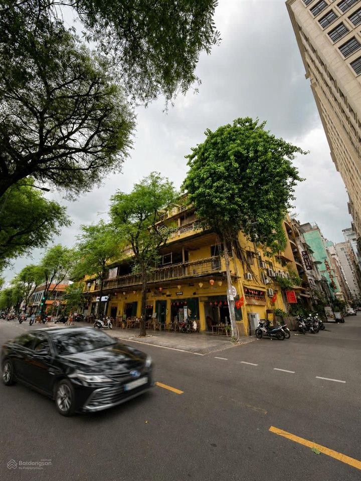 Nhà mặt tiền nguyễn trung trực quận 1 dt 30x6 giá 7.000 usd phù hợp quán cafe
