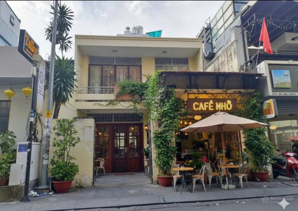 Mt bùi viện quận 1 8x20m trệt 1 lầu giá 100tr nhận ngay