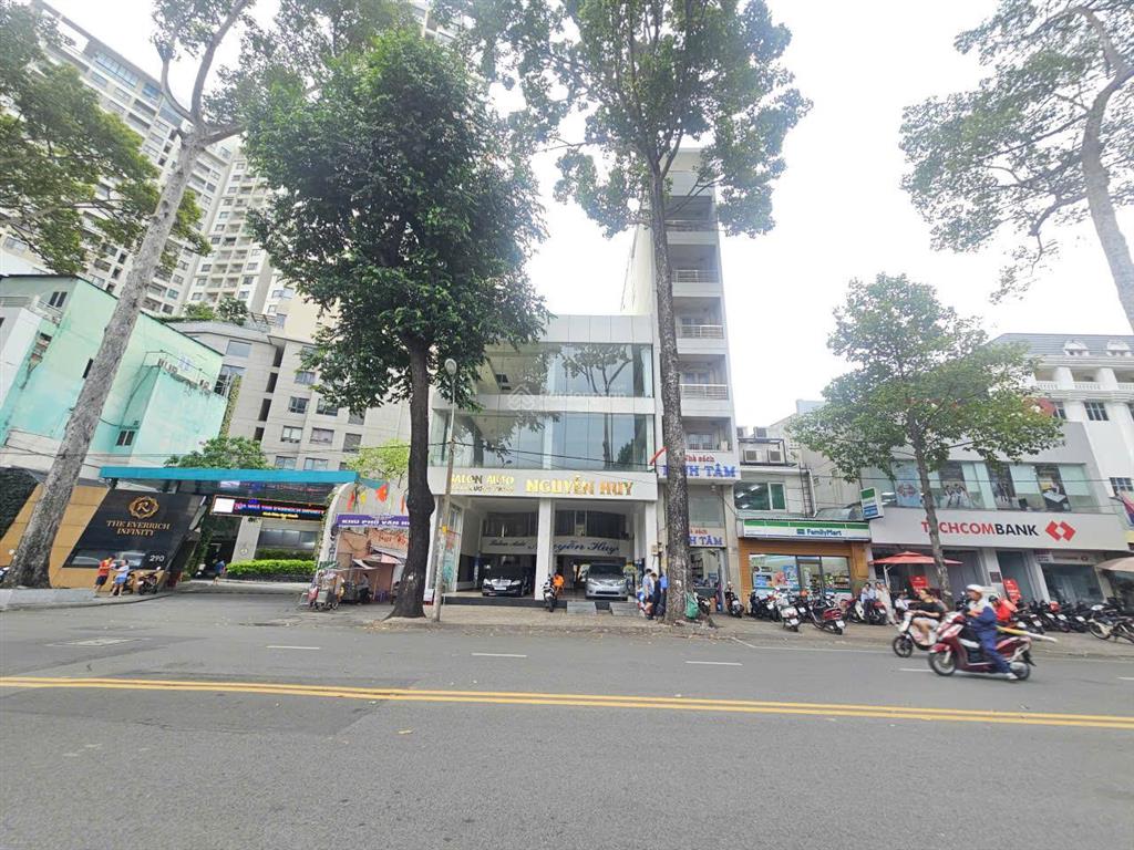 Cho thuê 2 mặt tiền an dương vương, quận 5  6 tầng có thang máy, pccc hoàn chỉnh