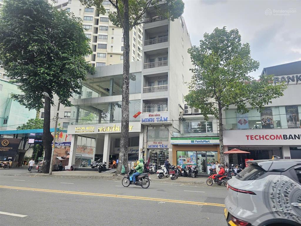 Cho thuê 2 mặt tiền an dương vương, quận 5  6 tầng có thang máy, pccc hoàn chỉnh