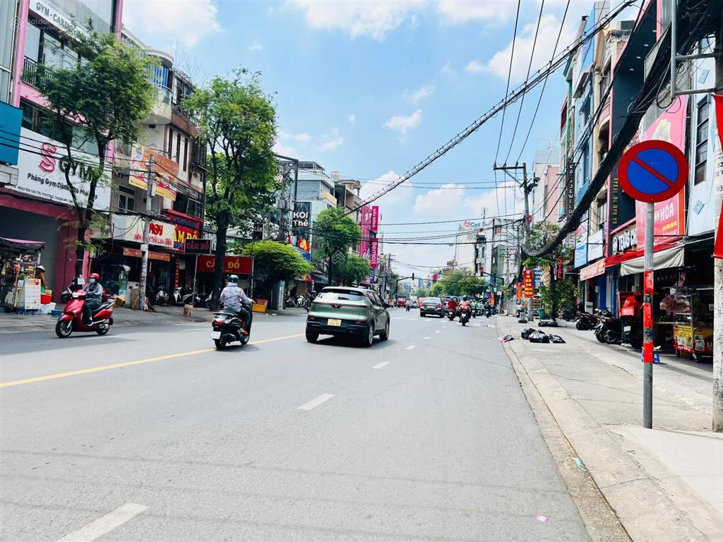 Góc nguyễn gia trí ngang 8m| 3 tầng| 500m2 tiện nhà hàng cà phê sr
