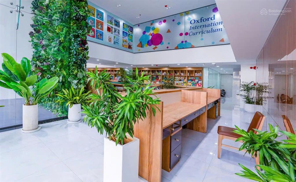 5000m2 ngang 20m sâu 40m 8 tầng 485 lê quang định