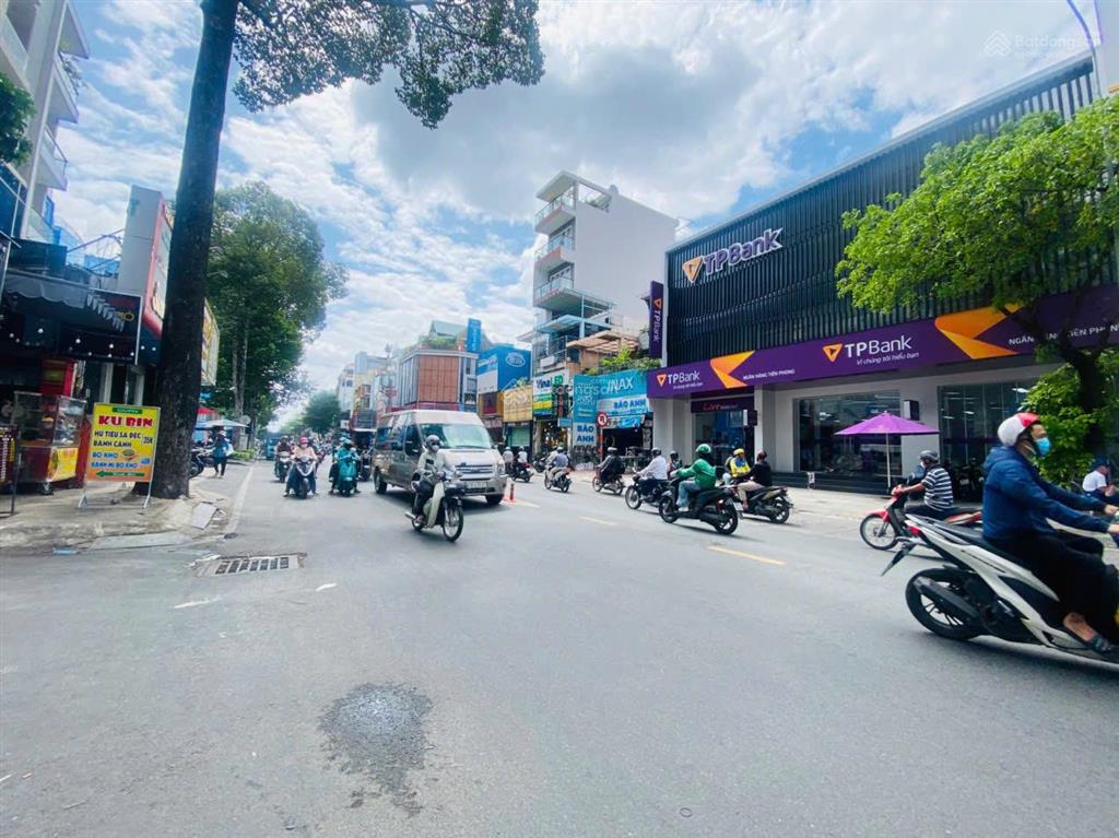 Showroom, spa, văn phòng vị trí đẹp tô hiến thành 6x30m khai thác ngay