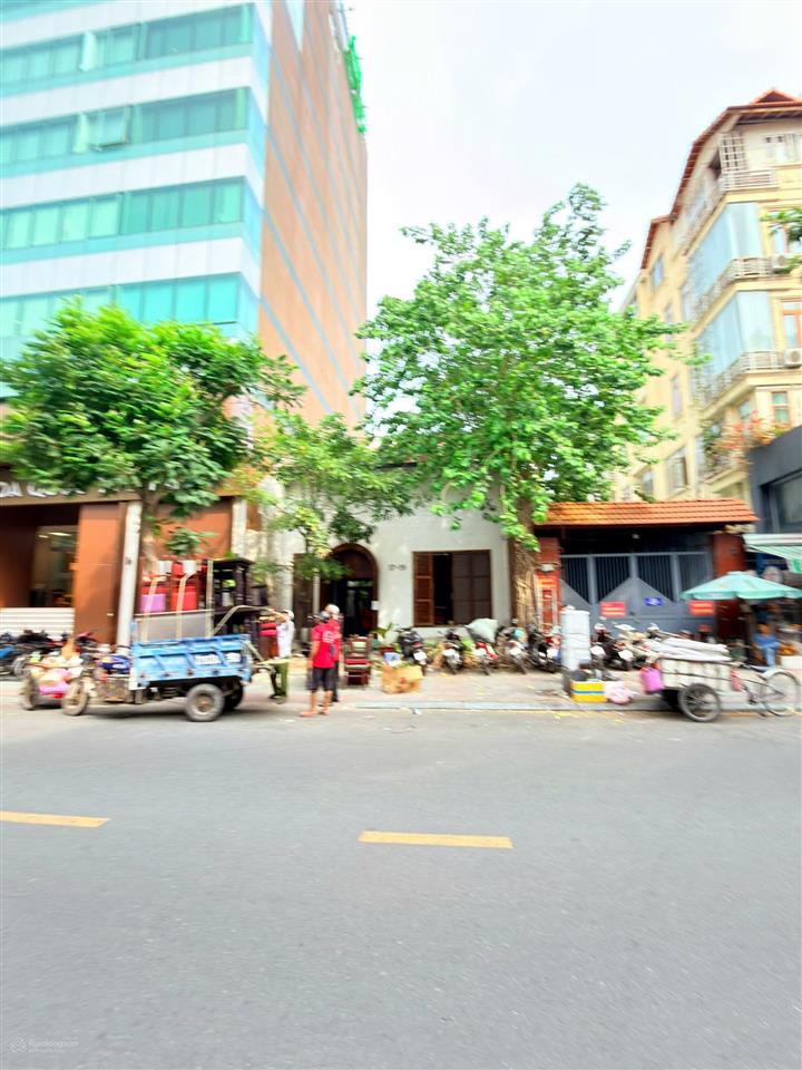 Ngang 8m 17 19 trịnh văn cấn 2 tầng 400m2