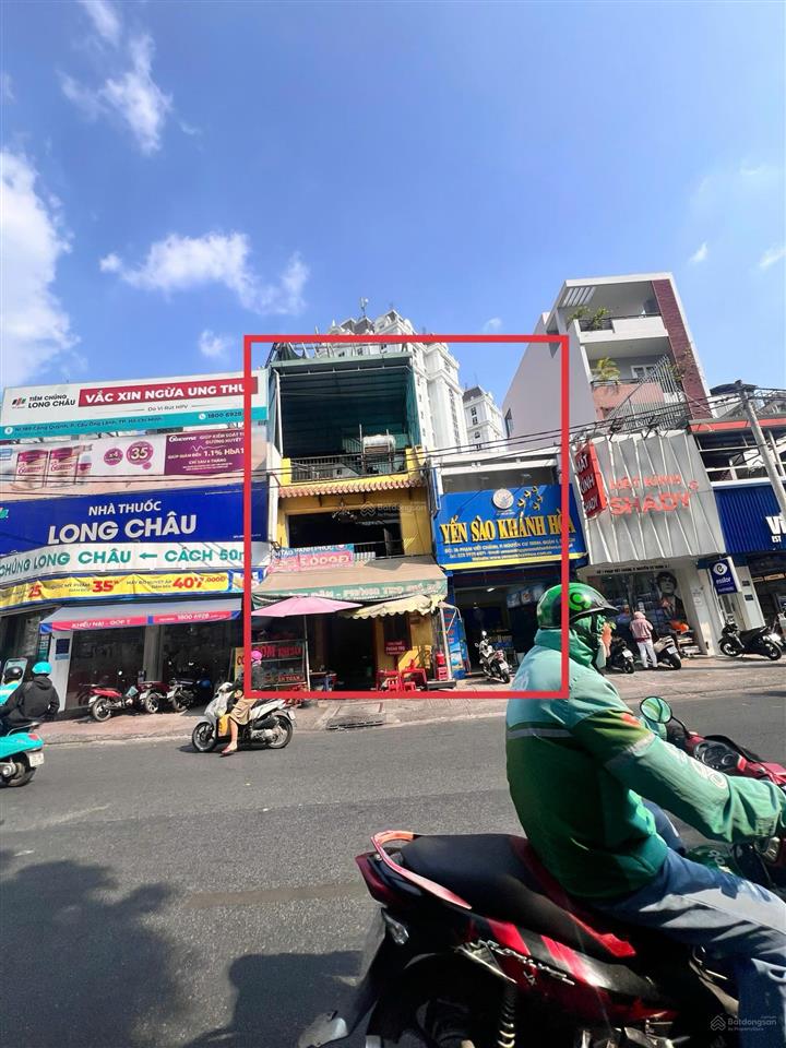 Cho thuê mặt bằng kinh doanh 180m giá 80tr  ngốc ngã tư phạm viết chánh & cống quỳnh quận 1