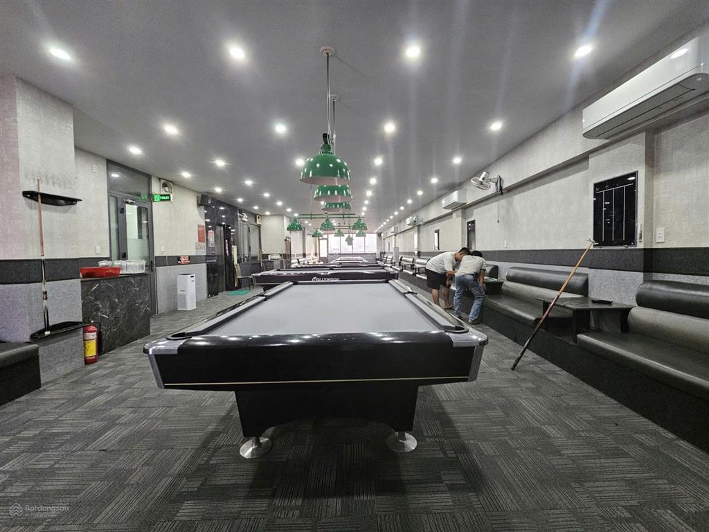 Tòa nhà 22 thành thái ngang 11m hầm 7 lầu 1200m2 đầy đủ pccc