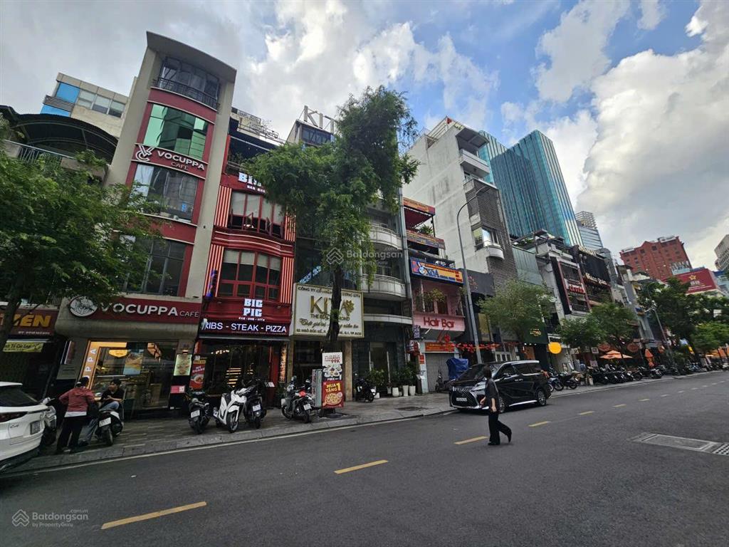 84 ngô đức kế 4x20 3 tầng ngay bitexco tiện nhà hàng bar cf