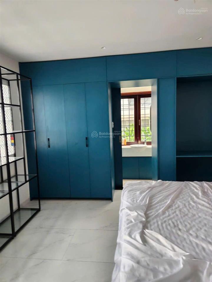 Nhà mới đẹp ký con 4x25m 5 tầng thang máy 500m2 tiện spa showroom