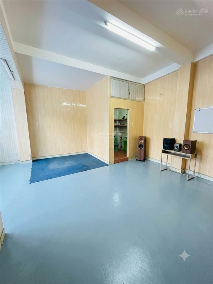 Mặt bằng kinh doanh vị trí đắc địa  trung tâm sầm uất quận 1