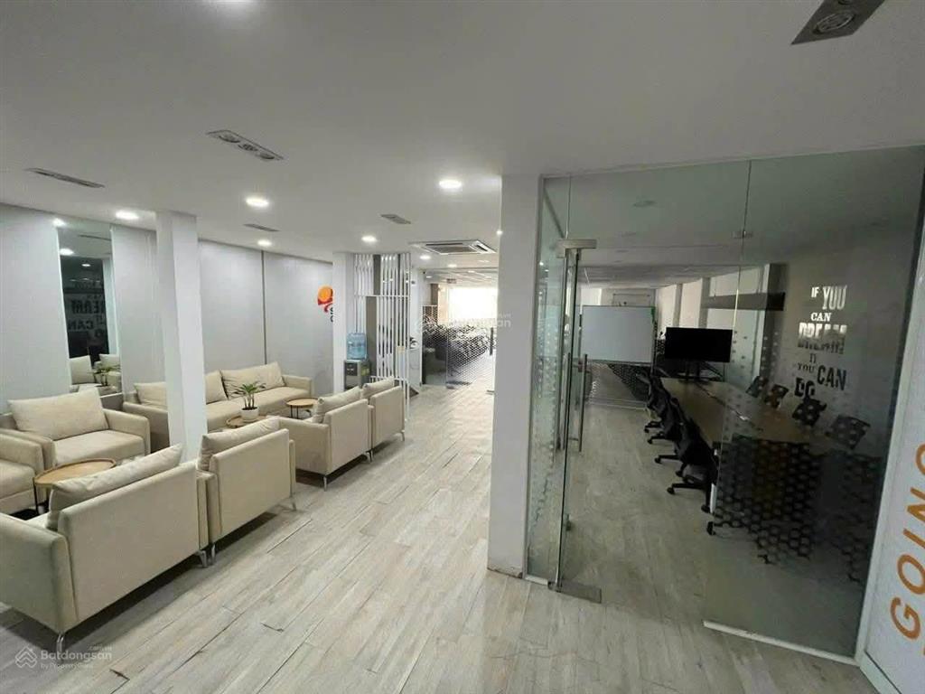 Mặt bằng diện tích khủng  vị trí đắc địa phú nhuận