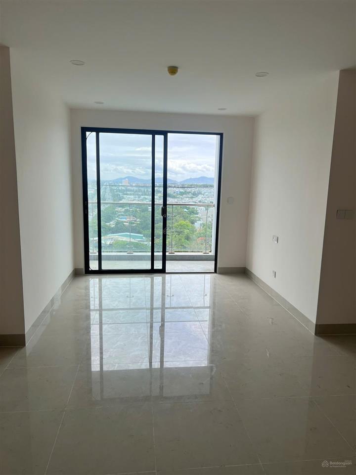 Bán gấp căn góc 3pn view biển  vung tau centre point chỉ 5,15 tỷ
