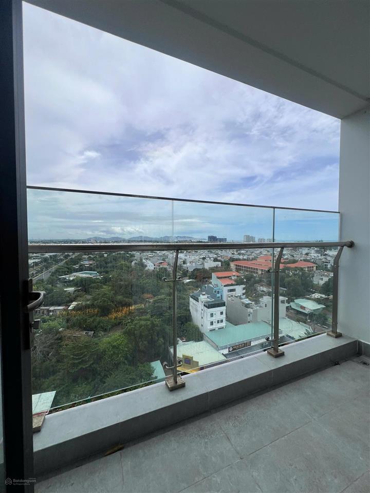 Bán gấp căn góc 3pn view biển  vung tau centre point chỉ 5,15 tỷ