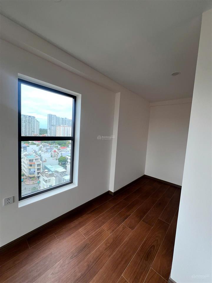 Bán gấp căn góc 3pn view biển  vung tau centre point chỉ 5,15 tỷ