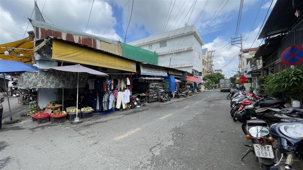 Nhà đang làm chdv 7 phòng ngay đường số 5 trung tâm thủ đức sau vincom, võ văn ngân chỉ 5,85 tỷ