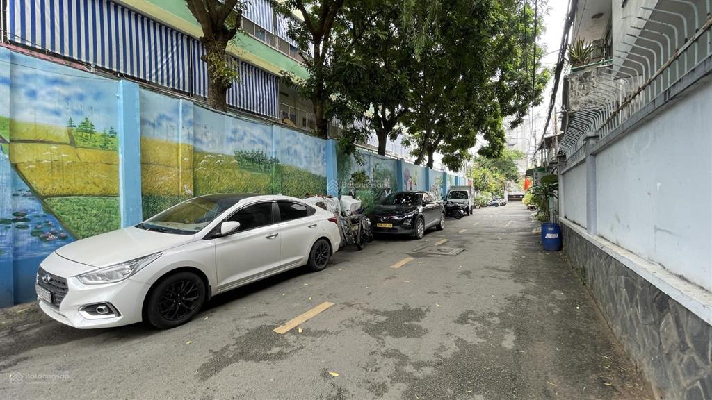 Nhà đang làm chdv 7 phòng ngay đường số 5 trung tâm thủ đức sau vincom, võ văn ngân chỉ 5,85 tỷ