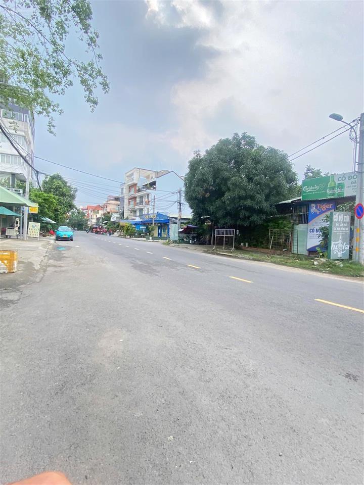 350m2 (18x19) đất mặt tiền đường số 10 view sông hiệp bình chánh giá chỉ 130tr/m2 còn tl