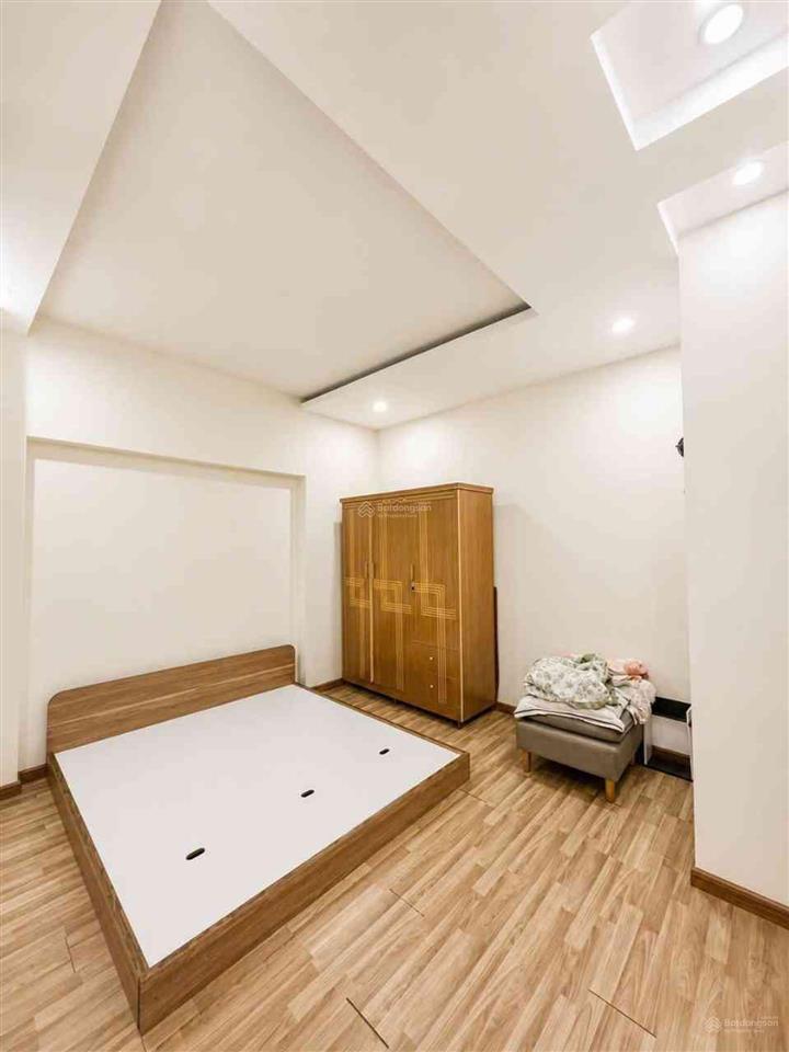 Nhà 4 tầng hxh đường số 8, hiệp bình phước khu dân trí cao 4,5x12 vuông vức chỉ 6,6 tỷ bán nhanh