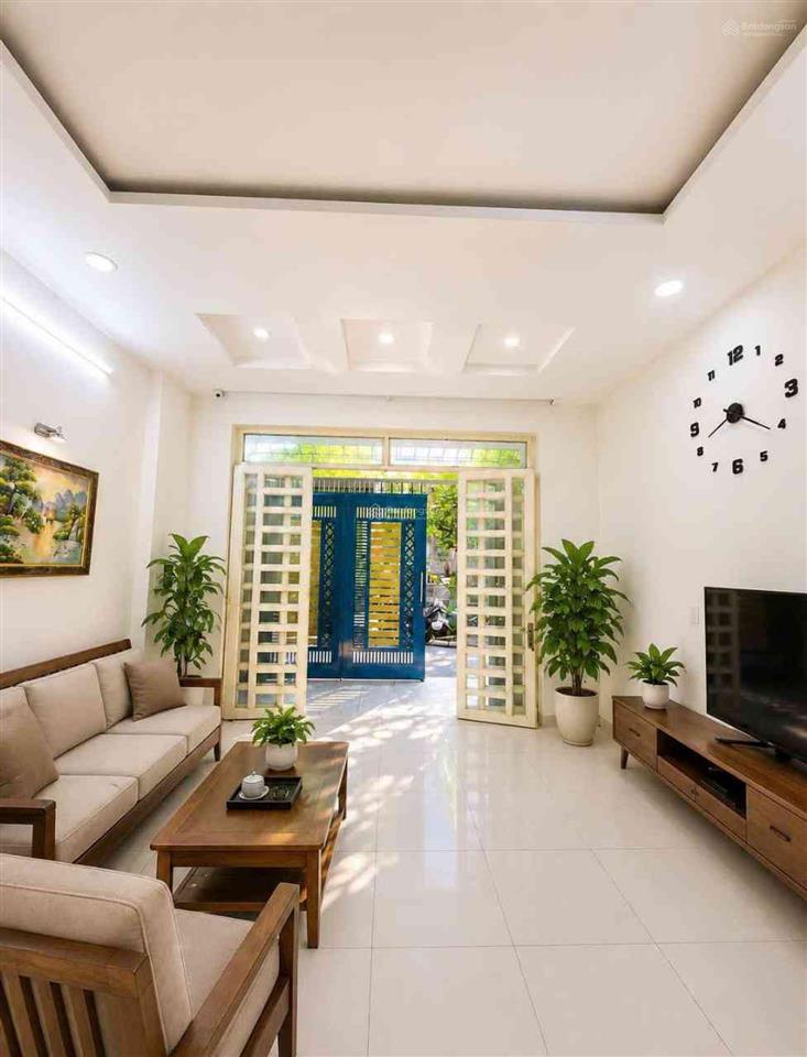 Nhà 4 tầng hxh đường số 8, hiệp bình phước khu dân trí cao 4,5x12 vuông vức chỉ 6,6 tỷ bán nhanh
