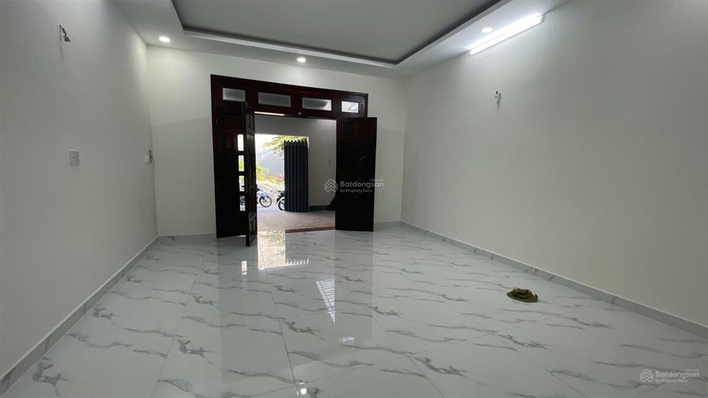 Nhà 3 tầng 81m2 (5x16) hxh đường kha vạn cân gần phạm văn đồng, chợ thủ đức chỉ 8,09 tỷ tl