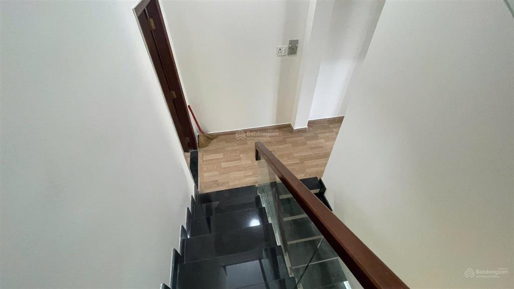 Nhà 3 tầng 81m2 (5x16) hxh đường kha vạn cân gần phạm văn đồng, chợ thủ đức chỉ 8,09 tỷ tl
