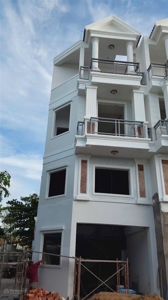 Nhà 4 tầng 67,5m2 mặt tiền đường số 44 hiệp bình gần mặt tiền đường tam bình giá chỉ 9,5 tỷ tl