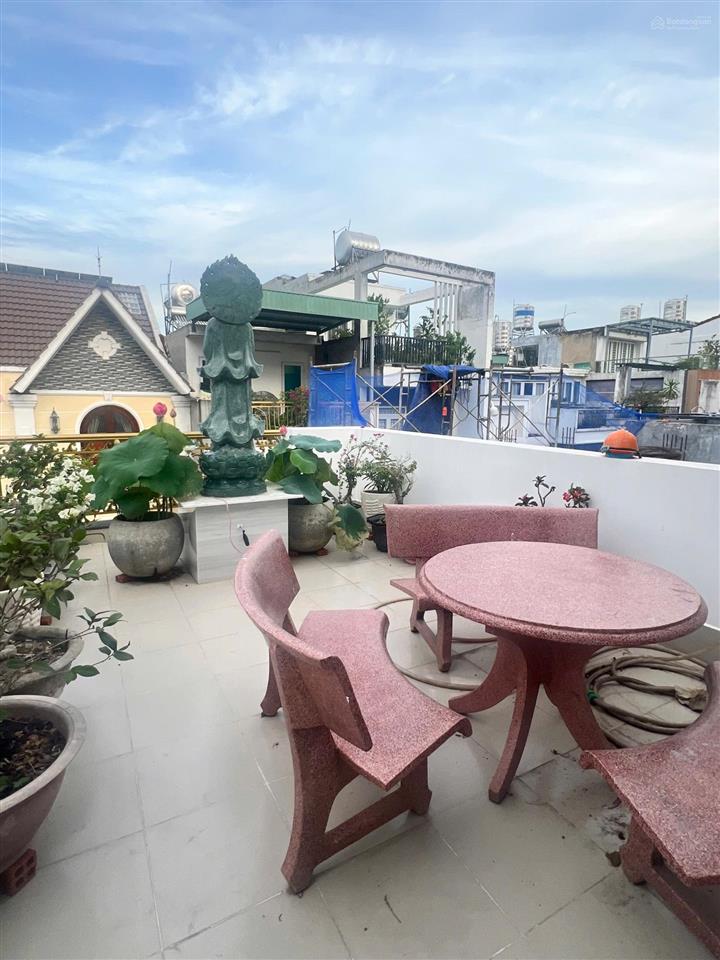 Cho thuê nhà 4 tầng, 4pn, 4wc đường số 5 ngay cạnh vincom võ văn ngân thủ đức chỉ 25tr/tháng