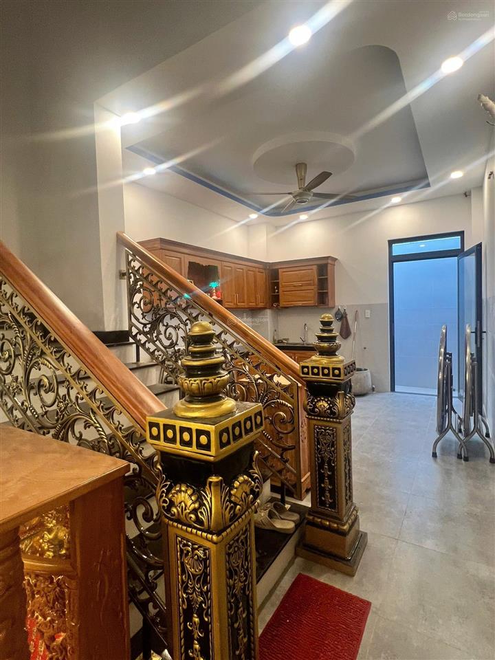Cho thuê nhà 4 tầng, 4pn, 4wc đường số 5 ngay cạnh vincom võ văn ngân thủ đức chỉ 25tr/tháng