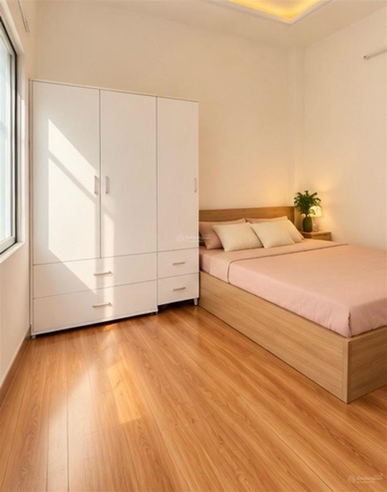 Nhà 3 tầng 58,6m2 ngang 5,1m đường ql13 đối diện vạn phúc city, khu dân cư hiện hữu, chỉ 6 tỷ