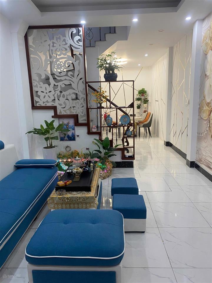 Em chính chủ sổ đỏ riêng cần bán