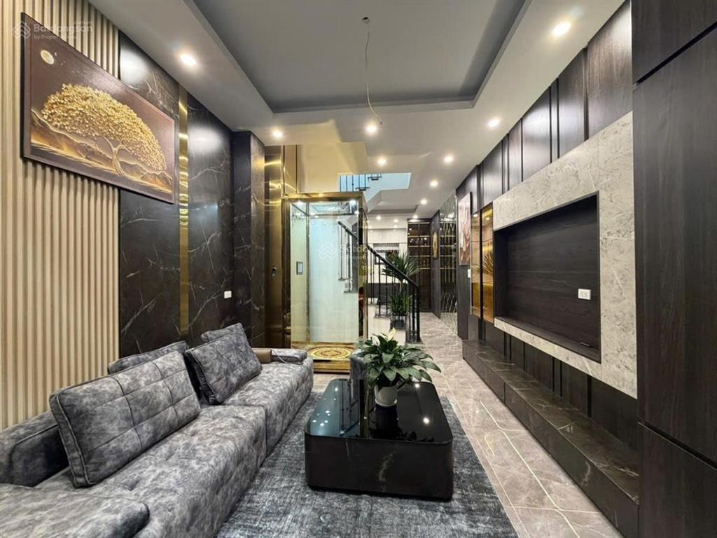Nhà 3 mặt thoáng đống đa đẹp long lanh