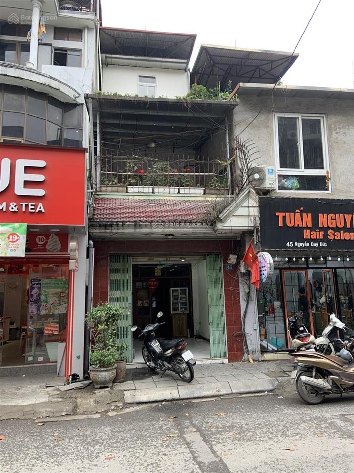 Nhà riêng mặt phố buôn bán lâu đời, do không còn nhu cầu buôn bán muốn cho thuê lại mặt bằng.