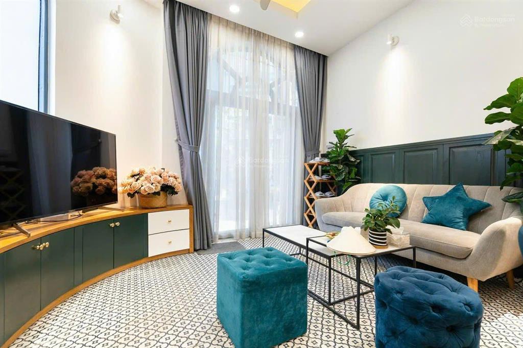 Bán nhà nguyễn thị minh khai 29.2m²  4 tầng  10.8 tỷ  hẻm quận 1