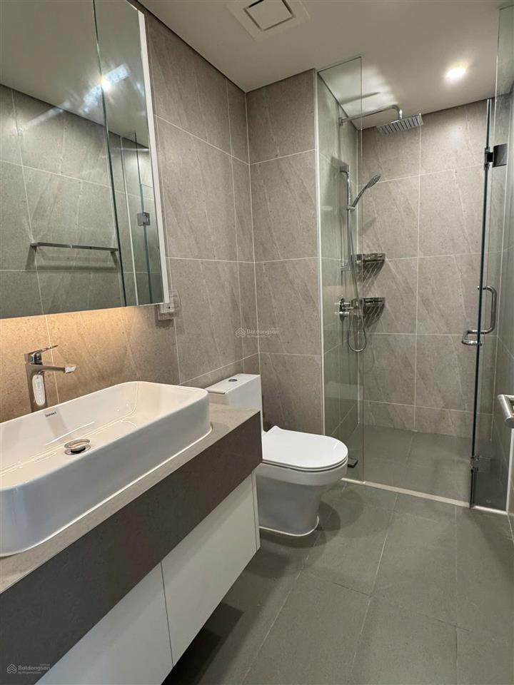 Cho thuê căn 3pn, 2wc, 135m2 tại thu thiem zeit river  giá rẻ thật sự, nhà mới 100%, view rất đẹp