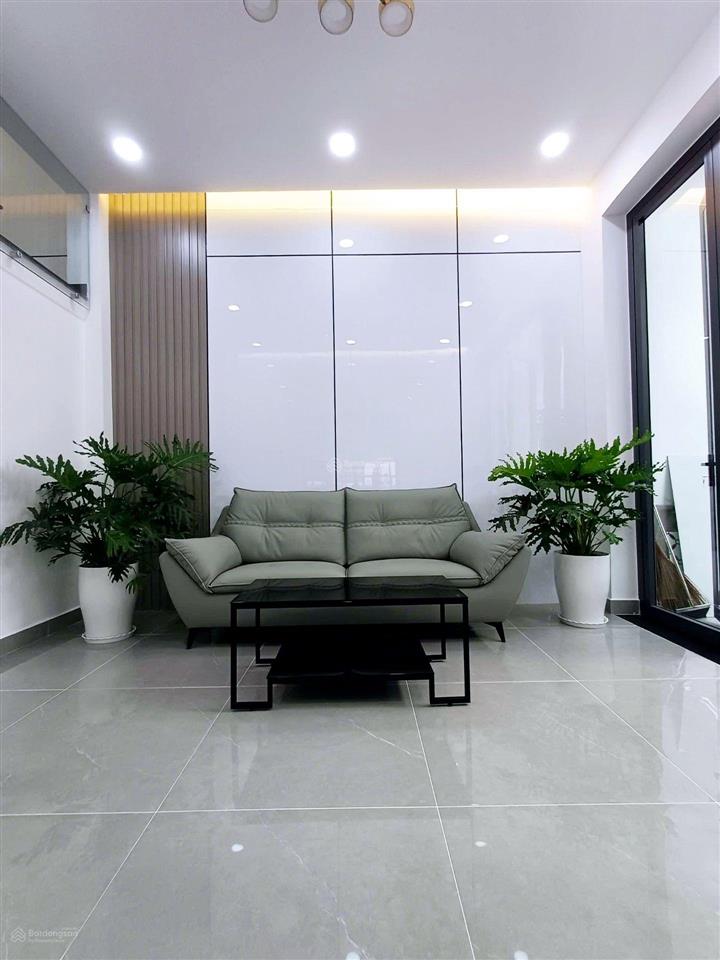 Mặt phố kinh doanh tô hiệu tân phú 4tầng 4x13,5m dts hơn 200m2. giá 8,8x tỷ có tl giáp q6,q11, tên
