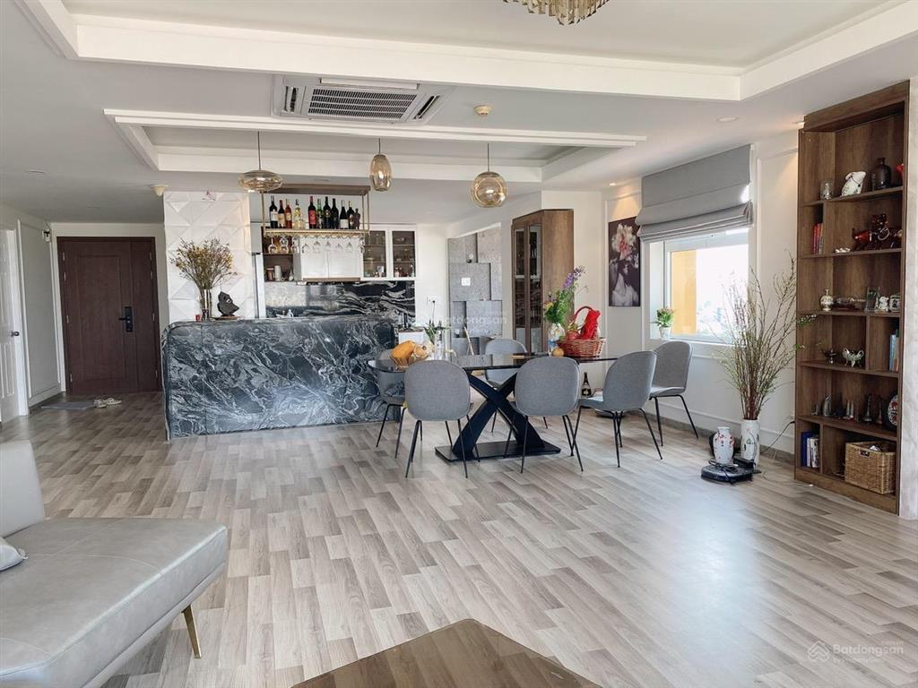 Bán căn hộ chung cư hàng hiếm tại 4s riverside garden, 17 tỷ, 270m2, 4pn, 3wc, pháp lý đầy đủ