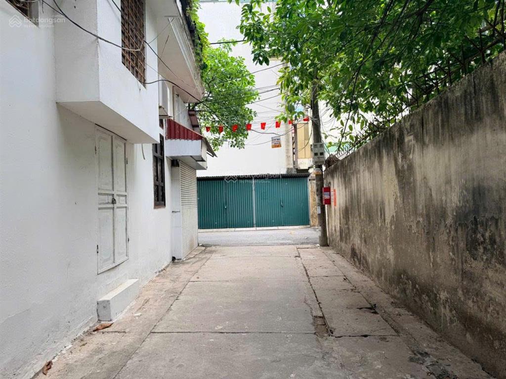 Phân lô  ô tô  sát trục chính  chỉ hơn 200tr/m2  chủ cần bán  45m2