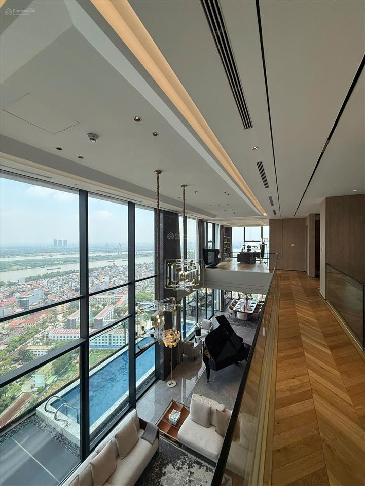Duplex view sông hồng, cv 65ha tầng cao 3 4pn, tặng thêm 2 tỷ  nhận xe 10 tỷ  noble tây hồ