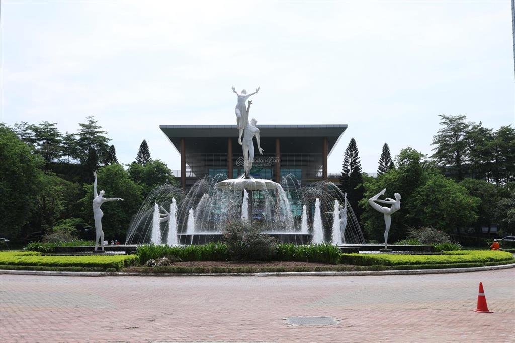 Siêu phẩm ciputra, lô góc 2 mặt đường, cạnh công viên 65ha  sát nguyễn văn huyên full nội thất