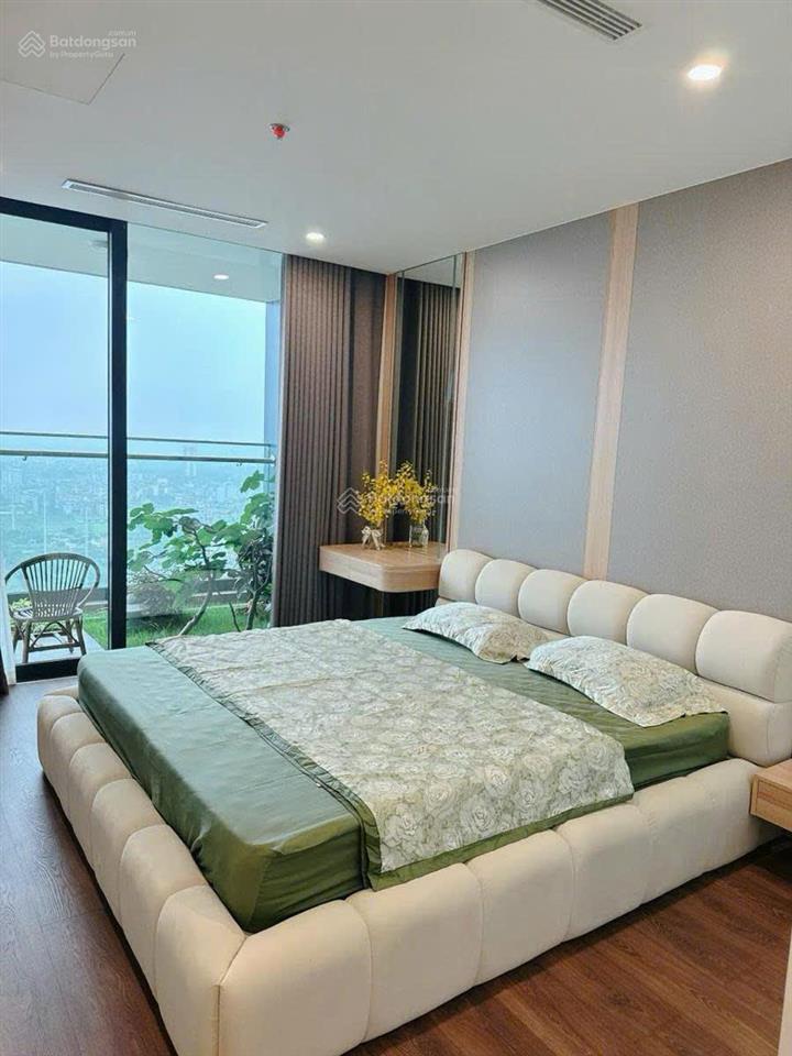 Sunshine golden river 162m2 tầng cao view hồ tây full nội thất