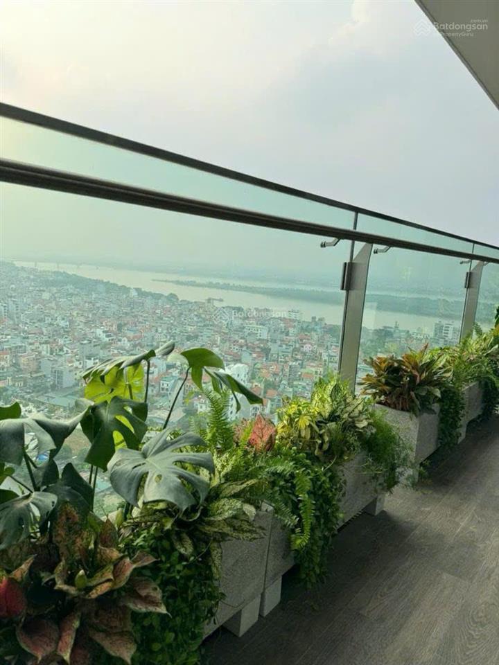 Sunshine golden river 162m2 tầng cao view hồ tây full nội thất