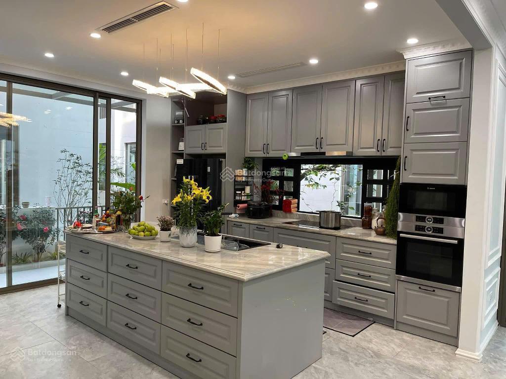 Siêu phẩm biệt thự thành phố giao lưu 220m² tương lai mặt phố giáp hồ điều hòa chủ giảm 2 tỷ