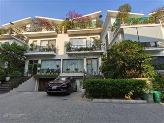 Siêu phẩm biệt thự thành phố giao lưu 220m² tương lai mặt phố giáp hồ điều hòa chủ giảm 2 tỷ