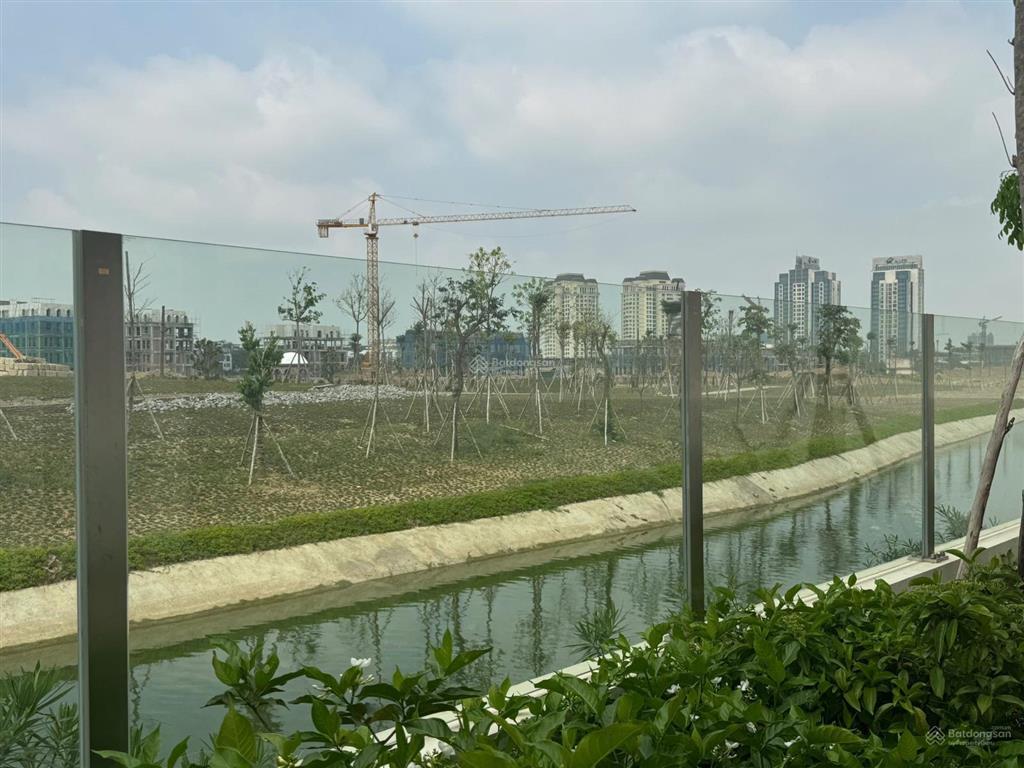 Siêu phẩm ciputra  lô góc nhà mới bàn giao ngay cạnh công viên 65ha  nguyễn văn huyên