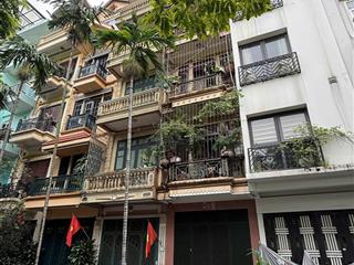 Phân lô hoàng quốc việt, vỉa hè 50m2, 6 tầng, ô tô tránh, 400tr/m2
