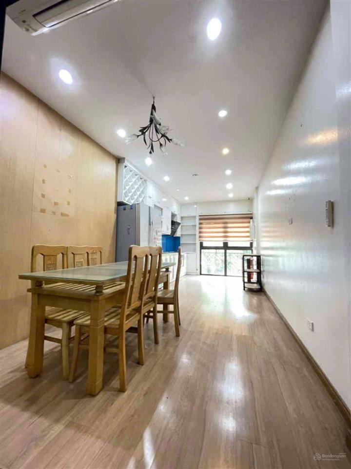 Bán nhà phú thượng vỉa hè 50m2 9 tầng ô tô tránh view sông công viên