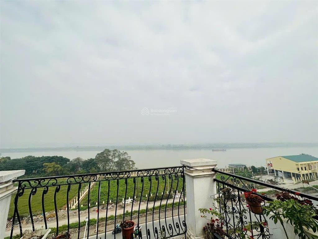 Bán nhà phú thượng vỉa hè 50m2 9 tầng ô tô tránh view sông công viên