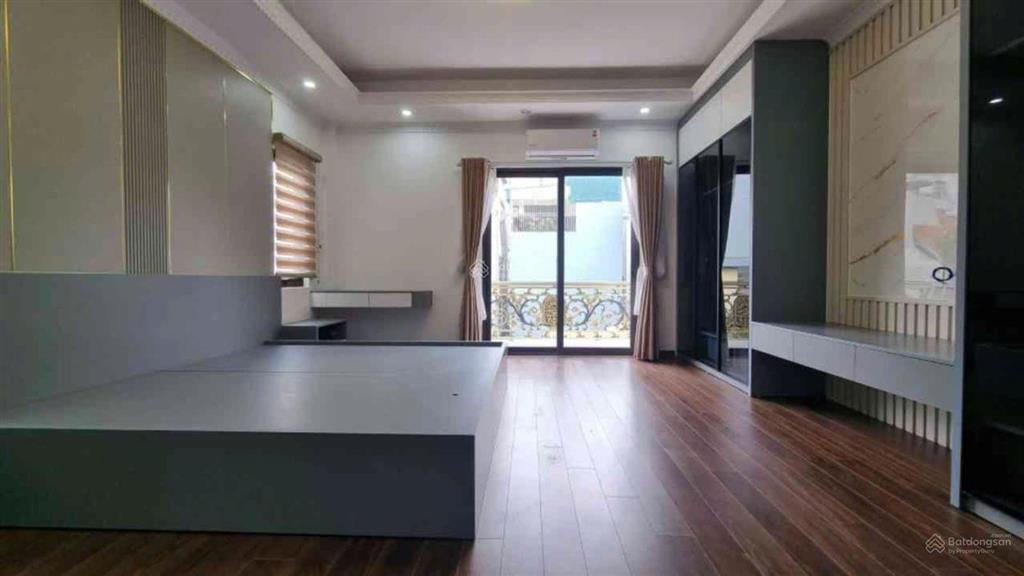Bán nhà phú thượng 45m2 lô góc  7 tầng thang máy  ô tô nhỏ nhà mới