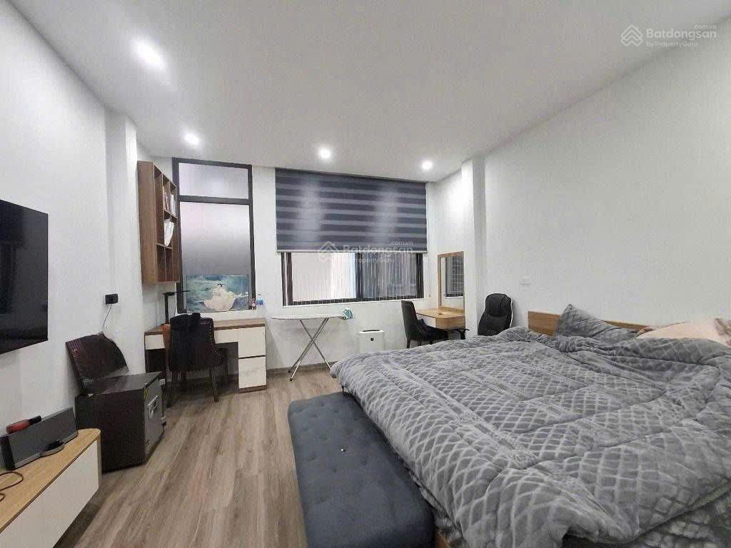 Xuân thủy, cầu giấy, 60m2, 7 tầng thang máy, ngõ thẳng 20m mặt phố