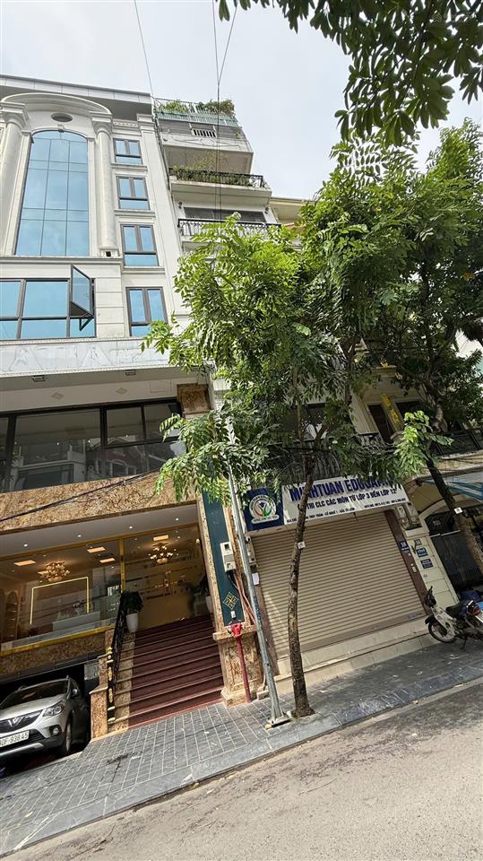 Mặt phố q. cầu giấy 140m2 mặt đường 4 làn xe vỉa hè 5m kinh doanh  building